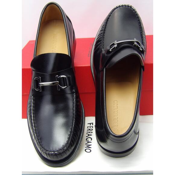 NIB FERRAGAMO BLACK LEATHER FORT GANCINI BIT LOGO LOAFERS 12 E ITALY main image 12